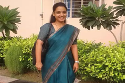 UPPSC exam 2020 Topper: कैसे दूसरे प्रयास में UPPSC टॉपर बनीं संचिता शर्मा, सिविल सेवा कैंडिडेट्स अपनाएं इनकी स्ट्रैटजी