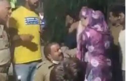 थाने में महिला नेत्री ने पुलिसकर्मी को पीटा था, पूर्व IPS ने VIDEO शेयर कर उठाई थी कार्रवाई की मांग