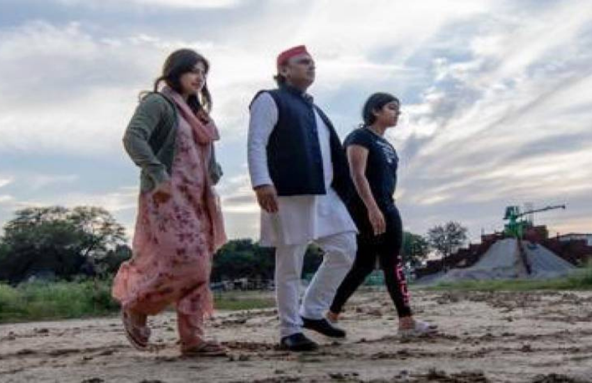 Akhilesh Yadav Family (1)