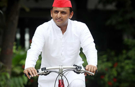 Mulayam Singh Yadav, Akhilesh Yadav