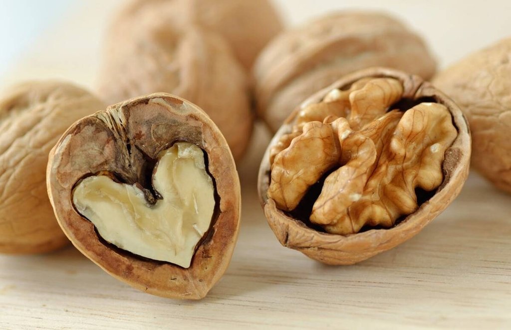 walnut health benefit, walnut benefits, akhrot khane ke fayde