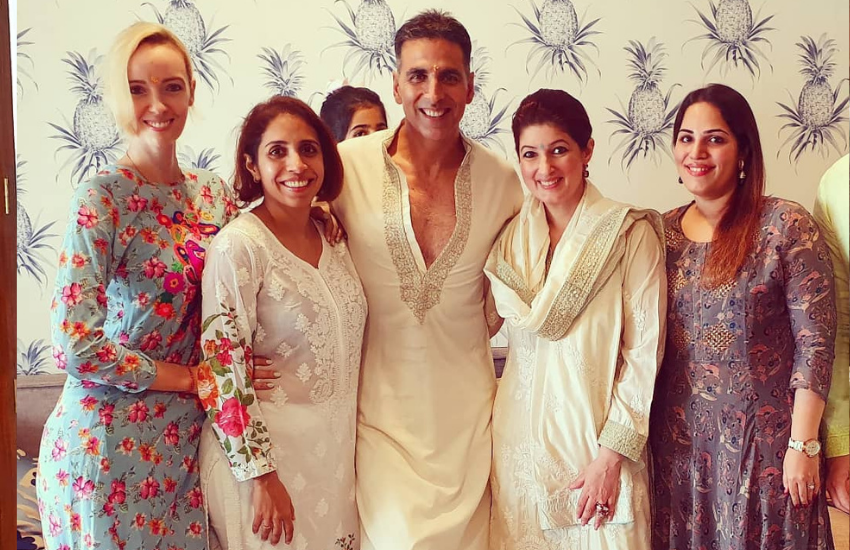 Akshay Kumar, Jennifer Singh