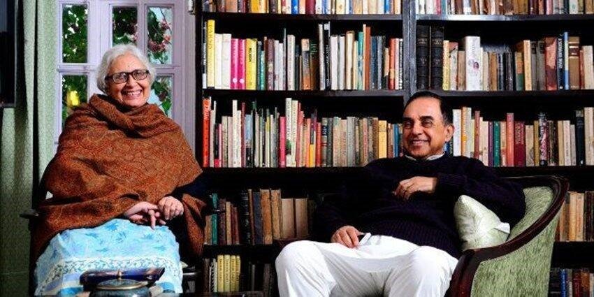 बीजेपी सांसद सुब्रमण्यम स्वामी विरोधियों पर तीखे प्रहार करने के लिए मशहूर हैं। स्वामी ने रोक्सना से शादी रचाई है। दोनों की मुलाकात हार्वर्ड में पढ़ाई के दौरान हुई थी। रोक्सना सुप्रीम कोर्ट में वकालत करती हैं।