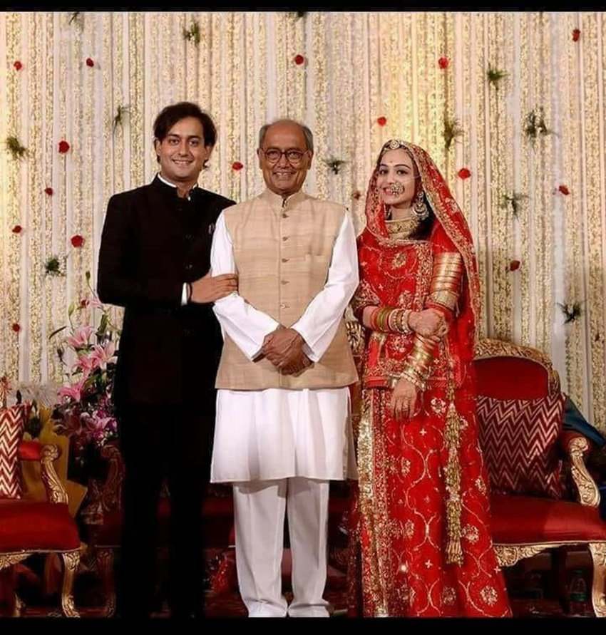 Dimple Yadav, Akhilesh Yadav SP, Mulayam Singh second wife