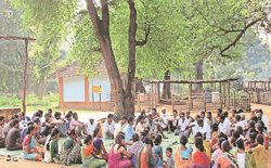 ग्राम स्वराज की राह
