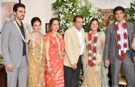 Hema Malini, Dharmendra, Abhay Deol, Sunny Deol, Bobby Deol, Esha Deol