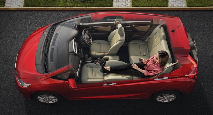 1 लाख 9 हजार रु की डाउनपेमेंट के बाद घर ले जाएं Honda Jazz का टॉप मॉडल, जानें कितनी देनी होगी EMI