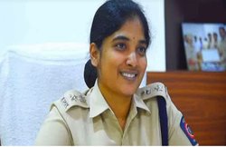 14 की उम्र में शादी 18 की उम्र में 2 बच्चों की मां, कॉन्स्टेबल पति की पत्नी के IPS बनने की कहानी…