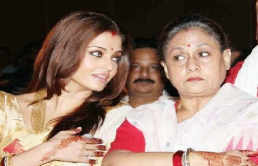 Jaya Bachchan, Aishwarya Rai, Abhishek Bachchan, Amitabh Bachchan