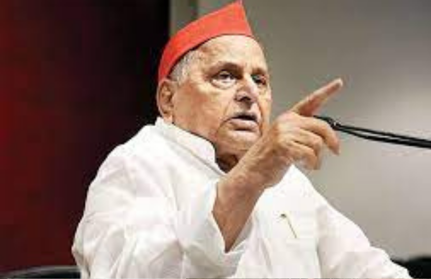Mulayam Singh Yadav, Akhilesh Yadav