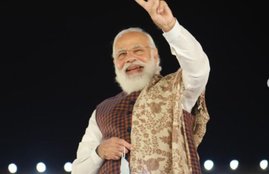 KAMAL R KHAN, Modi Government, PM Modi, Bollywood Actor KRK, कमाल आर खान, पीएम मोदी
