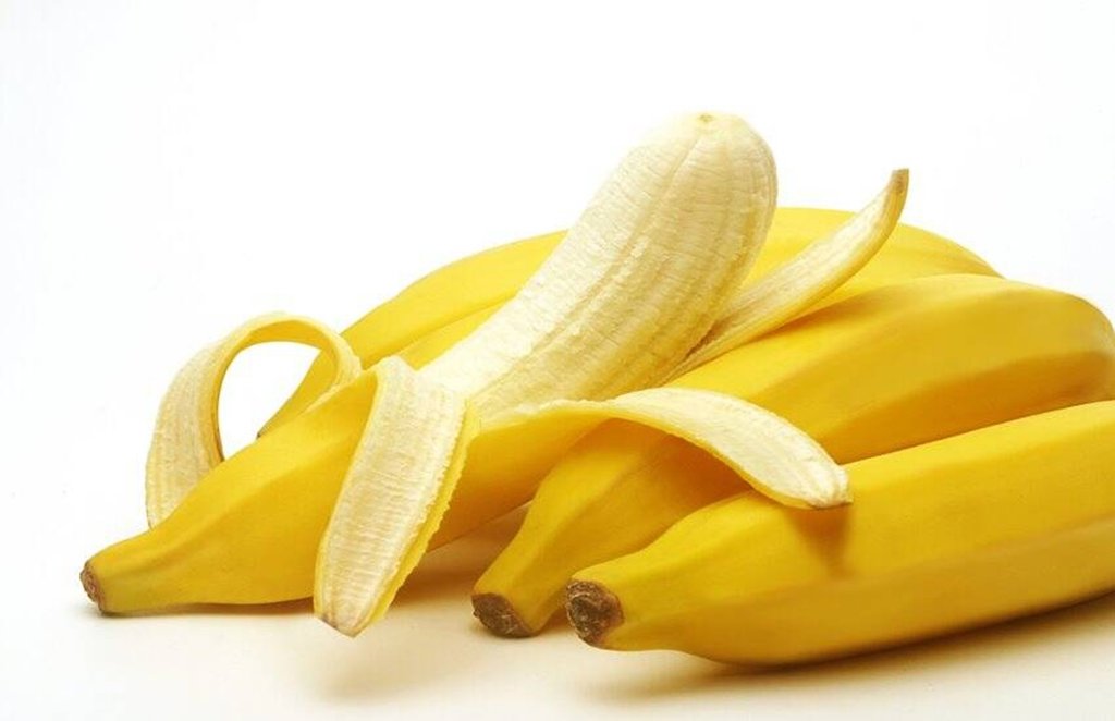 beauty tips, banana peel facepack, glowing skin, facial glow
