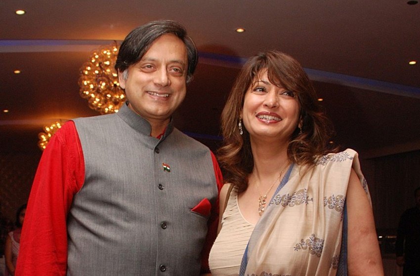 Dimple Yadav, Akhilesh Yadav SP, Mulayam Singh second wife