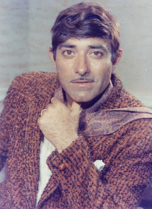 Raj Kumar, Ali Peter John