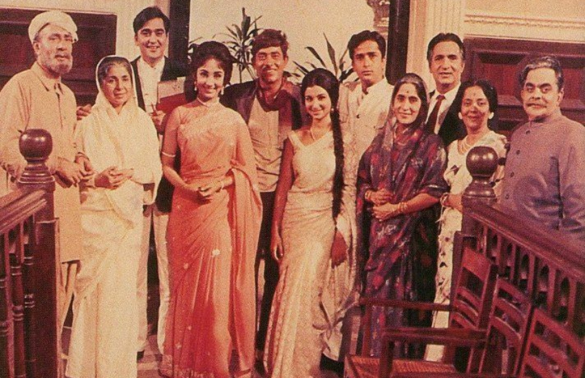 Raj Kumar, Jenifer, Gayatri, Raj Kumar wife