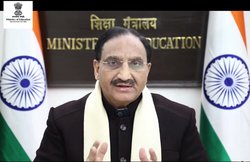 CBSE Board Exam: सीबीएसई बोर्ड 12वीं के एग्जाम, जानिए किस राज्य की क्या है मांग