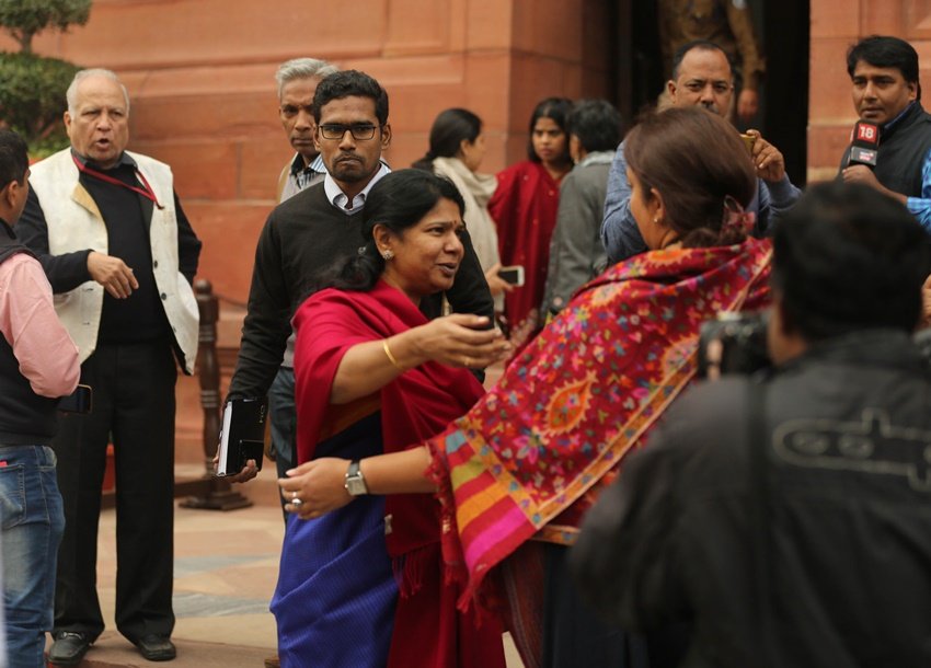 Dimple Yadav, Akhilesh Yadav SP, Mulayam Singh second wife