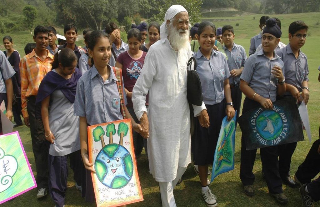 Sunderlal Bahuguna, Sunderlal Bahuguna passes away, Sunderlal Bahuguna dies of covid, Who is Sunderlal Bahuguna, noted environmentalist Sunderlal Bahuguna, India news, jansatta