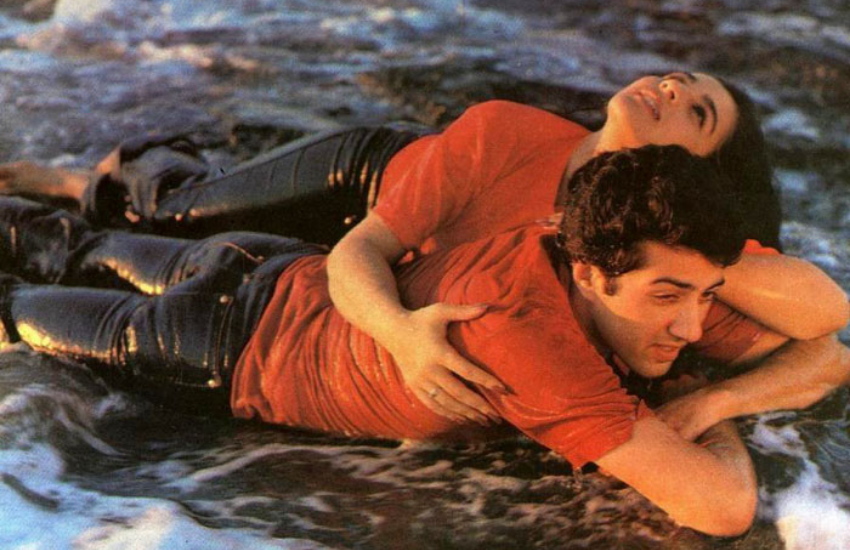 Sunny Deol, Amrita Singh, Pooja Deol