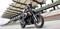 करीब 5 हजार रुपये की ईएमआई पर घर ले जाएं TVS Apache RTR 200, जानें पूरी डिटेल