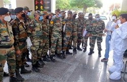 कोरोनाः सैन्य बलों को इमरजेंसी वित्तीय शक्तियां देने के मसले पर रक्षा मंत्री के दफ्तर ने पहले किया ट्वीट, फिर 10 मिनट बाद कर दिया डिलीट; जानें- क्यों?