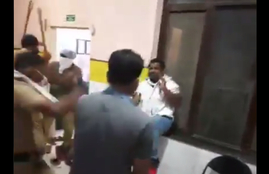 MAHARASTRA, JALANA, POLICE THRASHED MAN, VIRAL VIDEO