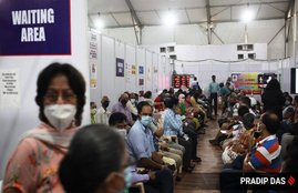 Vaccine, PM Modi, ravish kumar, facebook post, congress, BJP, narendra modi, covid Vaccine, national newsm jansatta