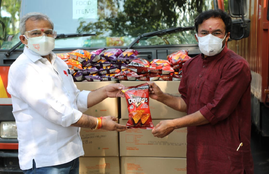 DELHI BJP, ADESH GUPTA, DELHI BJP CHIEF, CORONA, SNACS DISTRIBUTION