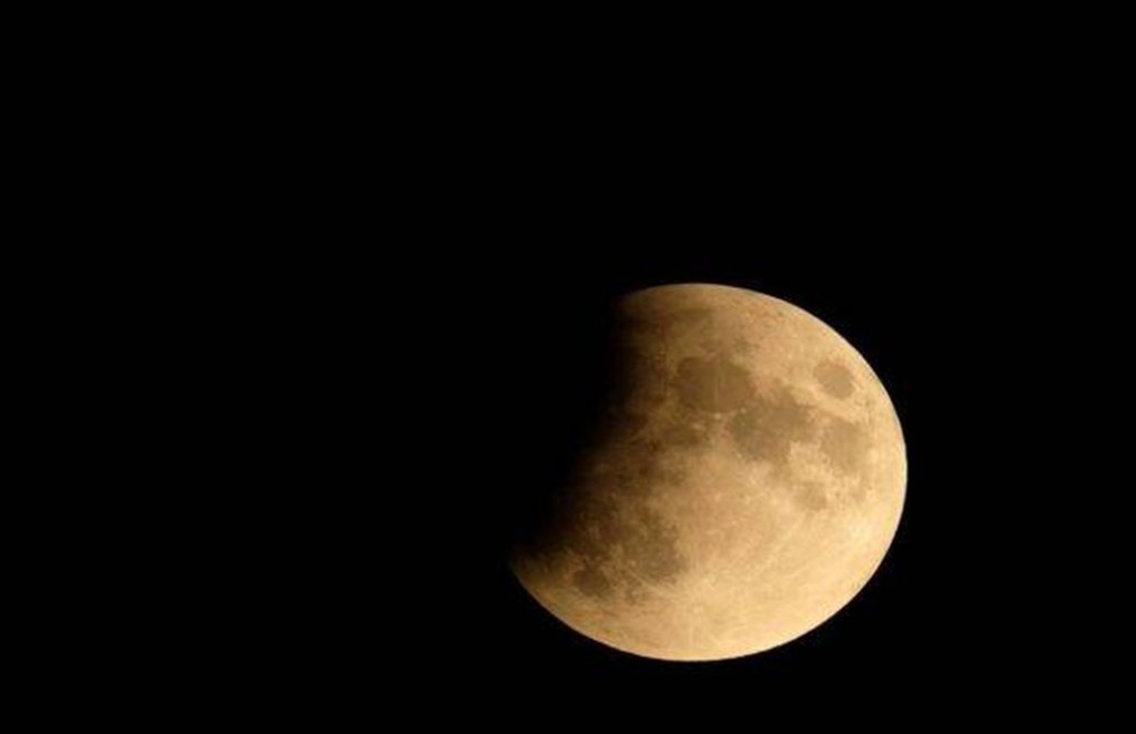 Chandra Grahan, Chandra Grahan 2021, lunar eclipse, lunar eclipse 2021, lunar eclipse 2021 date,