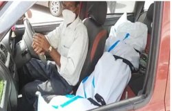 कोरोना से बेटी की मौत के बाद एंबुलेंस को तरसे पिता, कार की अगली सीट पर लाश रख कर ले गए 85 किलोमीटर