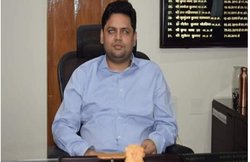 वो पहले दृष्टिहीन IAS अधिकारी जिन्होंने खेले 3 क्रिकेट विश्वकप, 6 साल की उम्र में आंख में लगी थी गेंद तब गई थी रौशनी