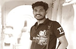 नदी पार कर जाते थे स्कूल, उधार लेकर की थी UPSC की तैयारी; वीर प्रताप सिंह के IAS बनने की कहानी