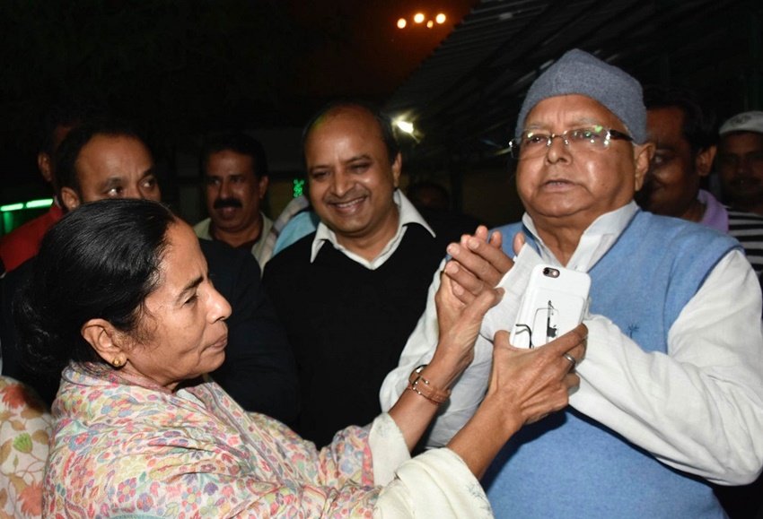 lalu prasad yadav daughters, Rajlakshmi yadav MIL Dimple Yadav, Mamata Banerjee lifestyle, bengal violence
