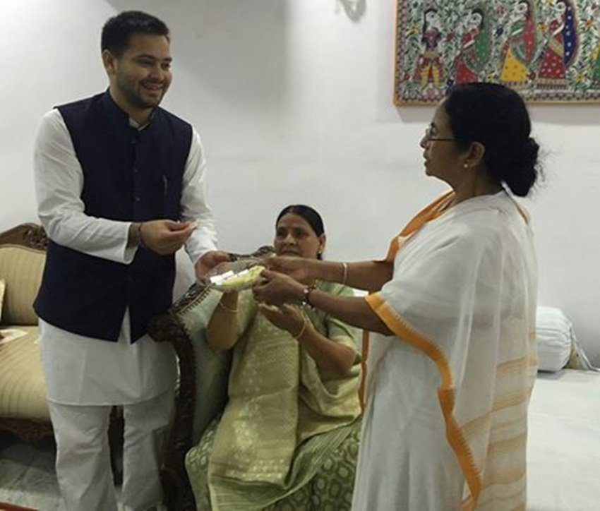 lalu prasad yadav daughters, Rajlakshmi yadav MIL Dimple Yadav, Mamata Banerjee lifestyle, bengal violence