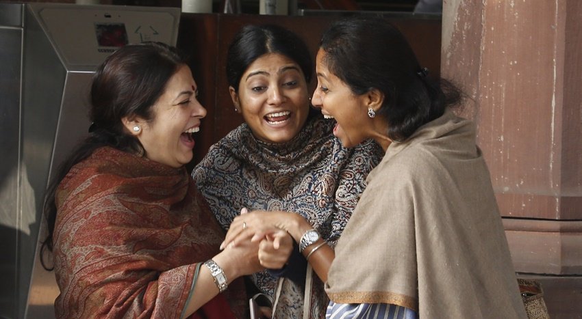 lalu prasad yadav daughters, Rajlakshmi yadav MIL Dimple Yadav, Mamata Banerjee lifestyle, bengal violence