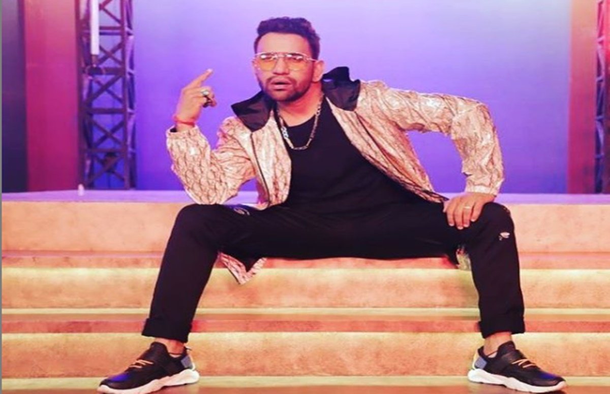 dinesh lal yadav, pawan singh, amrapali dubey dinesh lal yadav, pawan singh, amrapali dubey