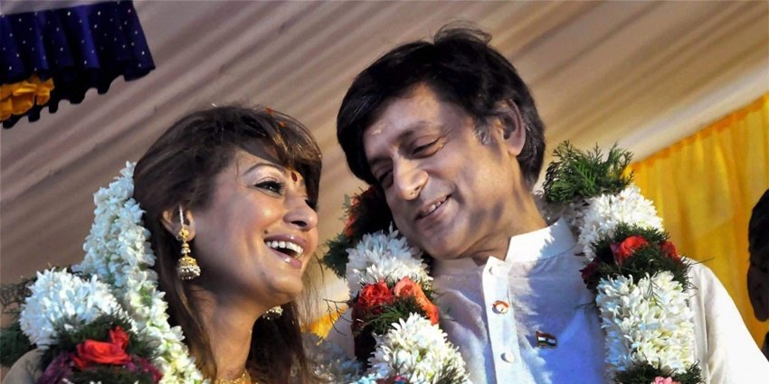 Dimple Yadav, Akhilesh Yadav SP, Mulayam Singh second wife