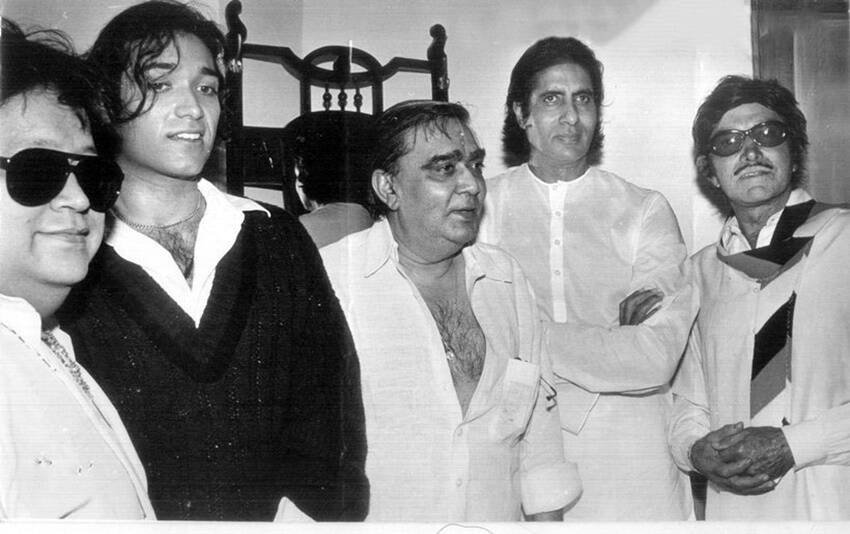 राजकुमार ने अपने बच्चों से ये भी कहा कि मैं नहीं चाहता मेरे फैंस मेरा मरा हुआ मुंह देखें। तुम लोग इस बात का ख्याल रखना।