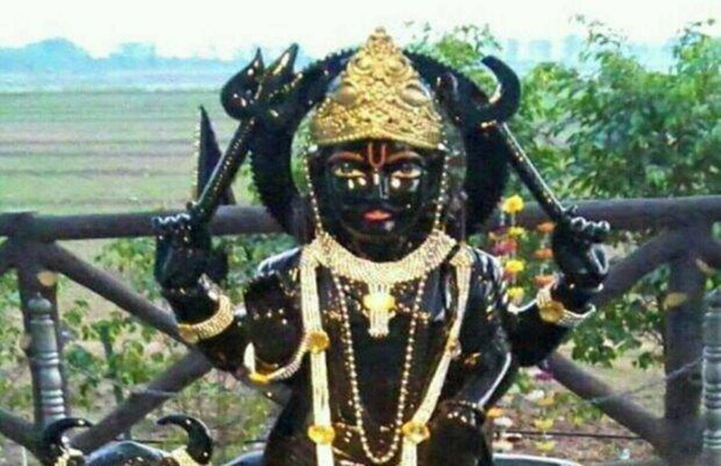 Shani Sade Sati, Shani Sade Sati on makar rashi, Shani Sade Sati on dhanu rashi, Shani Sade Sati on kumbh rashi,