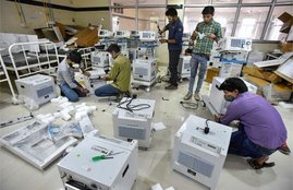 ventilator, pm cares, ravish kumar