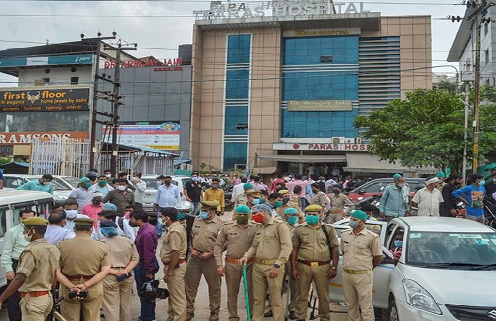 Agra,hospital,Police