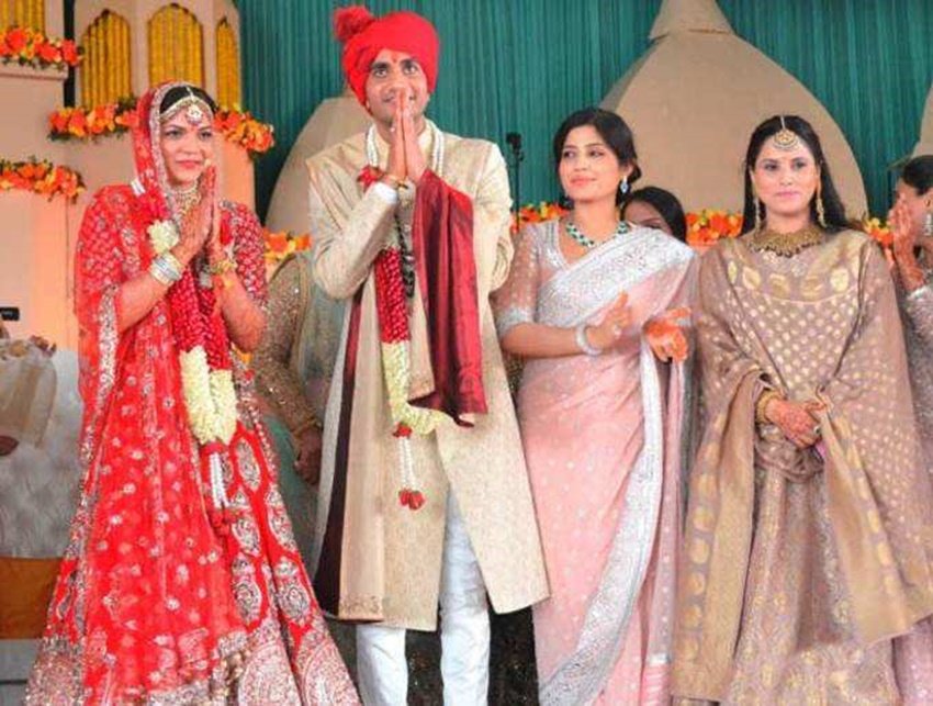 Dimple Yadav, Akhilesh Yadav SP, Mulayam Singh second wife