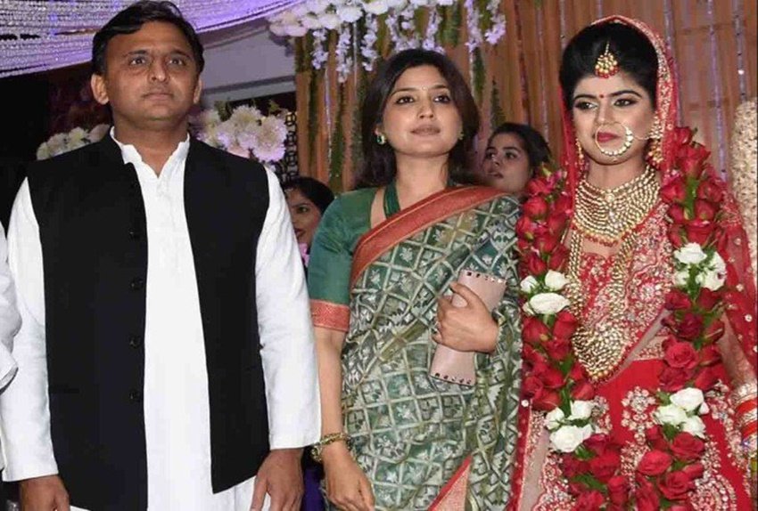 Dimple Yadav, Akhilesh Yadav SP, Mulayam Singh second wife