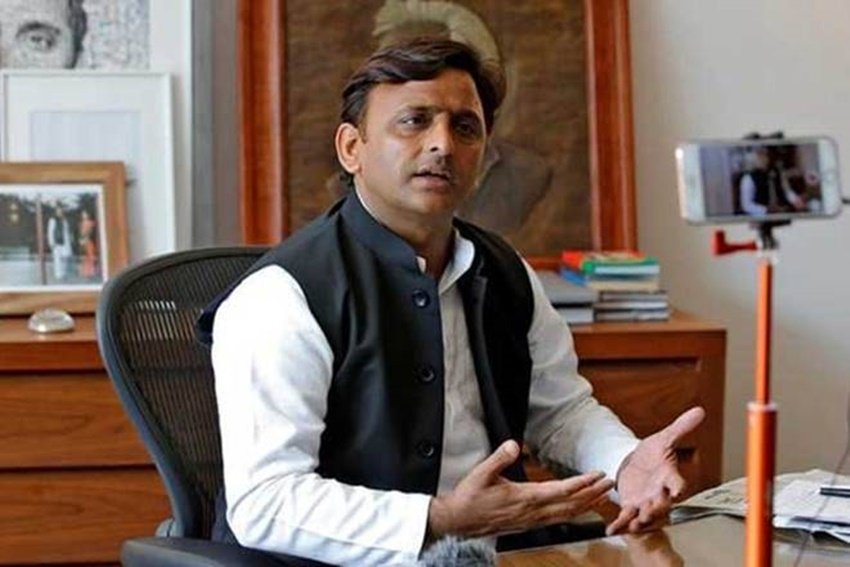 अखिलेश यादव सोनिया के इस कदम पर बिफर पड़े थे। तब उन्होंने बिना नाम लिए कांग्रेस अध्यक्ष पर हमला बोला था। 