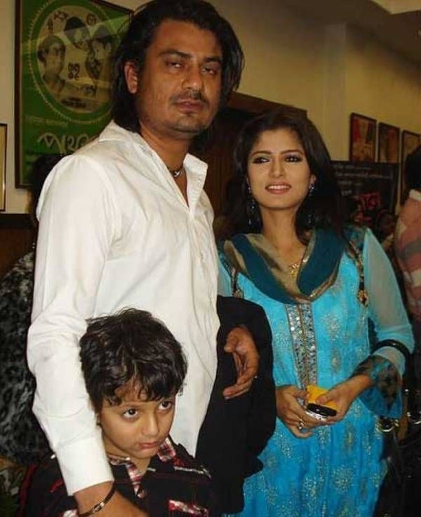 राजीव कुमार विस्वास के साथ साल 2003 में पहली शादी हुई जो 2016 तक चली। शादी के 13 साल बाद श्राबंती का राजीव के साथ तलाक हो गया।