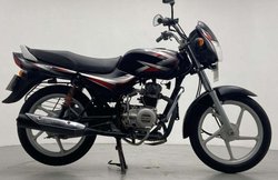 मात्र 20 हजार में 1 साल की वारंटी के साथ खरीदें, 90kmpl माइलेज वाली Bajaj CT 100