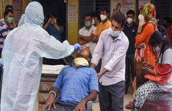 बिहारः निजी कंपनी को 29 करोड़ रु. का ठेका, नहीं पूरा हो रहा टारगेट तो जबरन हो रहा सरकारी कर्मचारियों को कोरोना टेस्ट