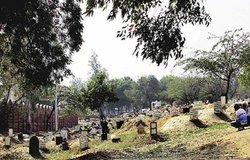 पाकिस्तान में 50 महिलाओं के शवों के साथ रेप कर चुका था ये शख्स, आखिरी में हुआ कुछ ऐसा कि डरकर भागा