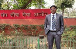 इंटरनेट की मदद से भी हो सकती है UPSC की तैयारी; IAS अधिकारी अंशुमन राज ने बताया सफलता का मूल-मंत्र