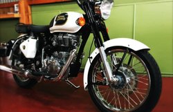 मात्र 81 हजार में खरीदें 2 लाख वाली Royal Enfield Classic 350, मिलेगी 1 साल की वारंटी